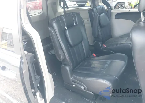 2015 Chrysler Town & Country Touring из США, поврежденный, VIN 2C4RC1BG6FR728113